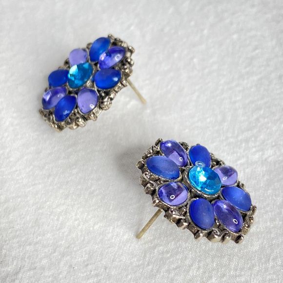 Button Stud Earrings Shades of Blue Purple Stones Oval Circling Aqua Round Stone - Picture 2 of 8